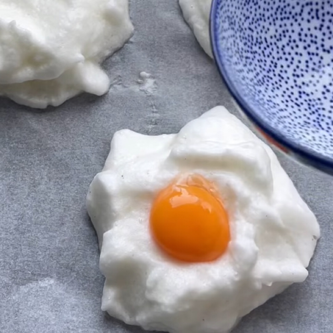 Huevos nieve Paso 1 Huevos nieve Paso 1