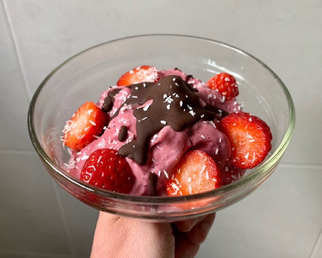 Helado de frutos rojos 