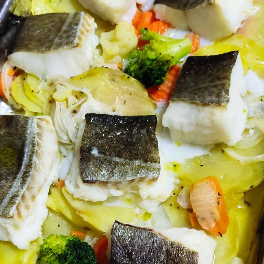 Bacalao con patatas y verduras Bacalao con patatas y verduras