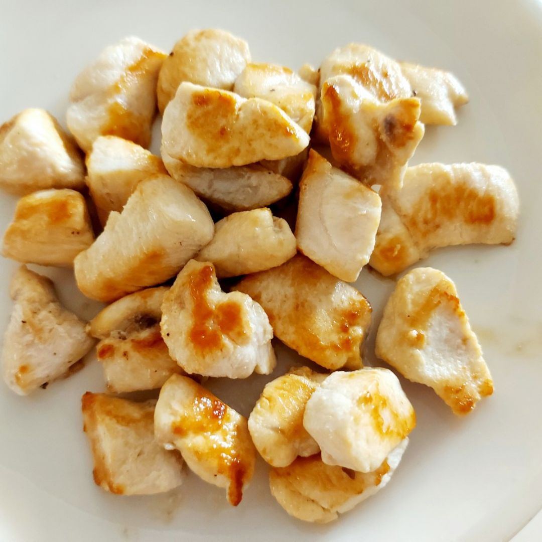 Wok de pollo y champiñones Paso 1 Wok de pollo y champiñones Paso 1
