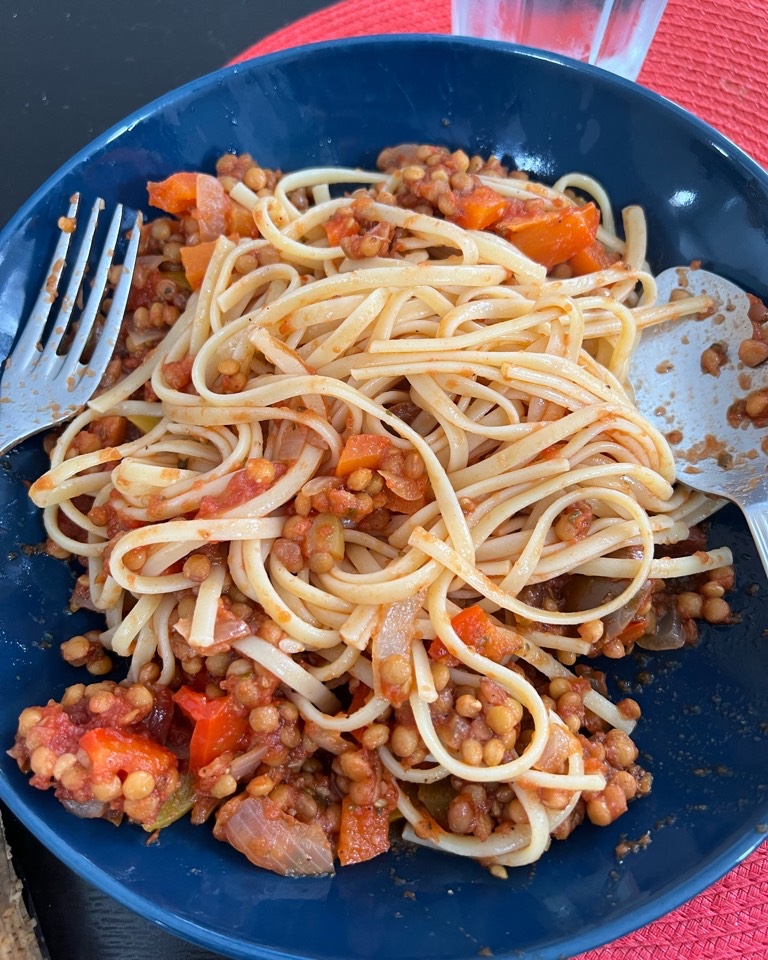 Espaguetis con boloñesa de lentejas😋
