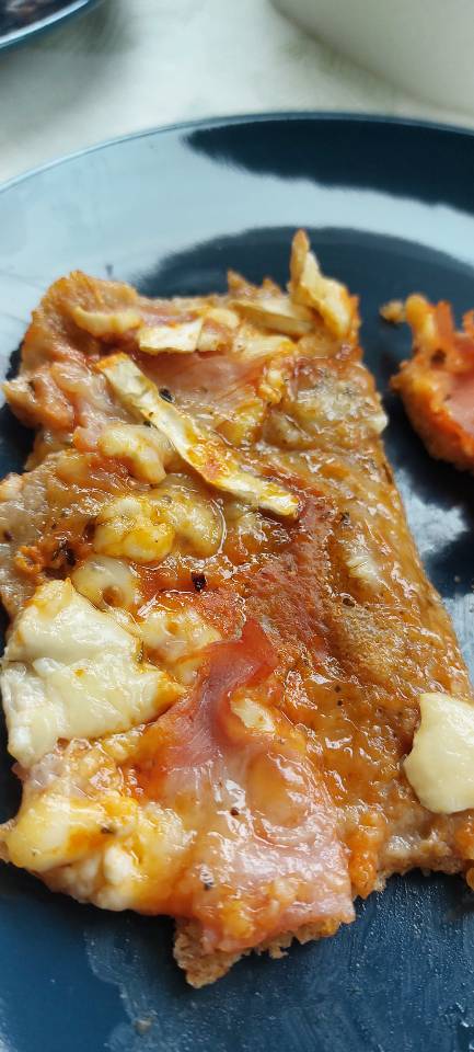 Pizza tomate y cabra Pizza tomate y cabra