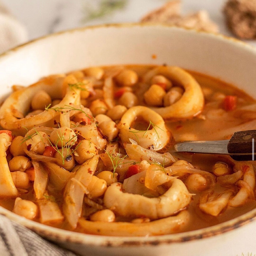 Guiso Garbanzos con Calamares Guiso Garbanzos con Calamares