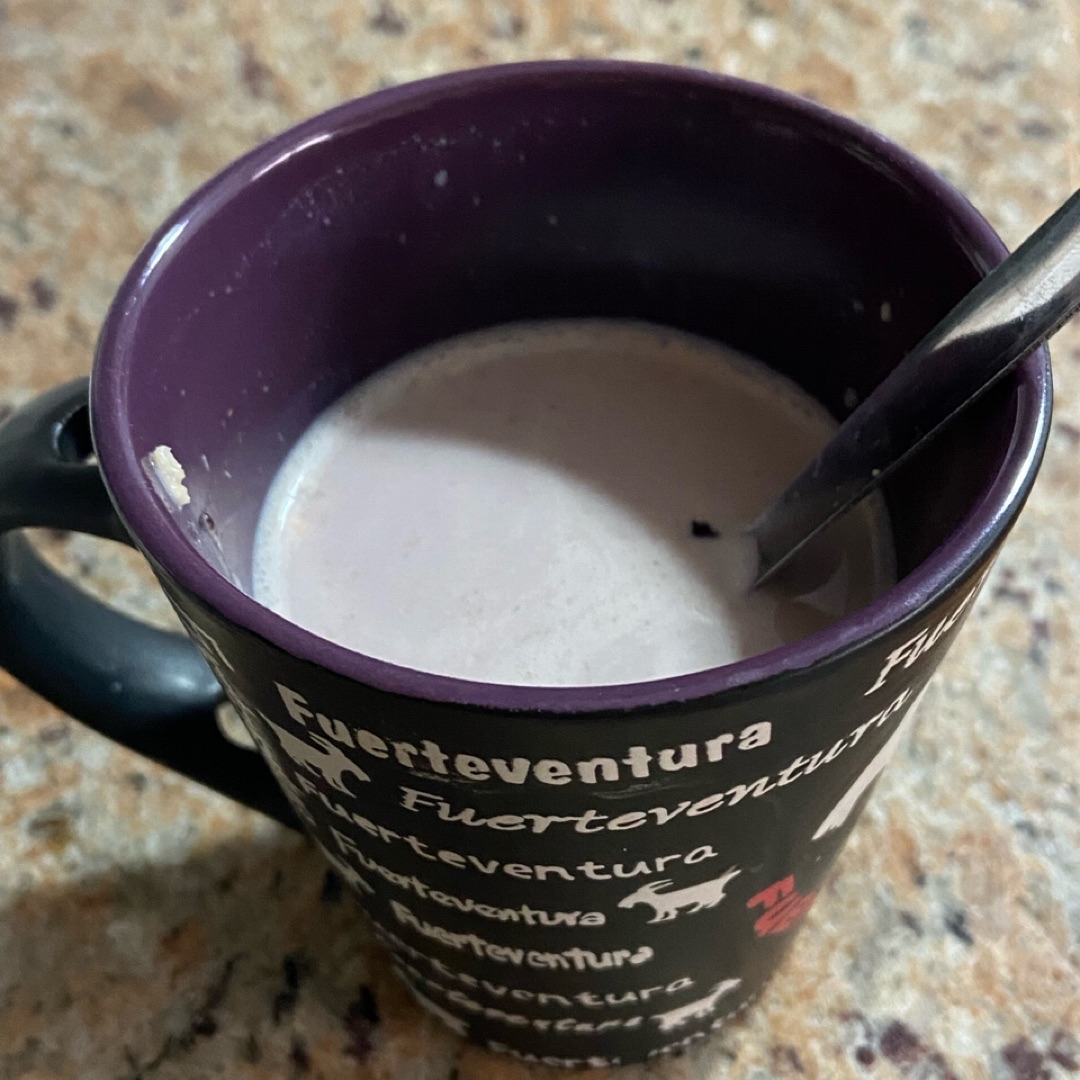 Leche calentita con avena y cacao puro Leche calentita con avena y cacao puro