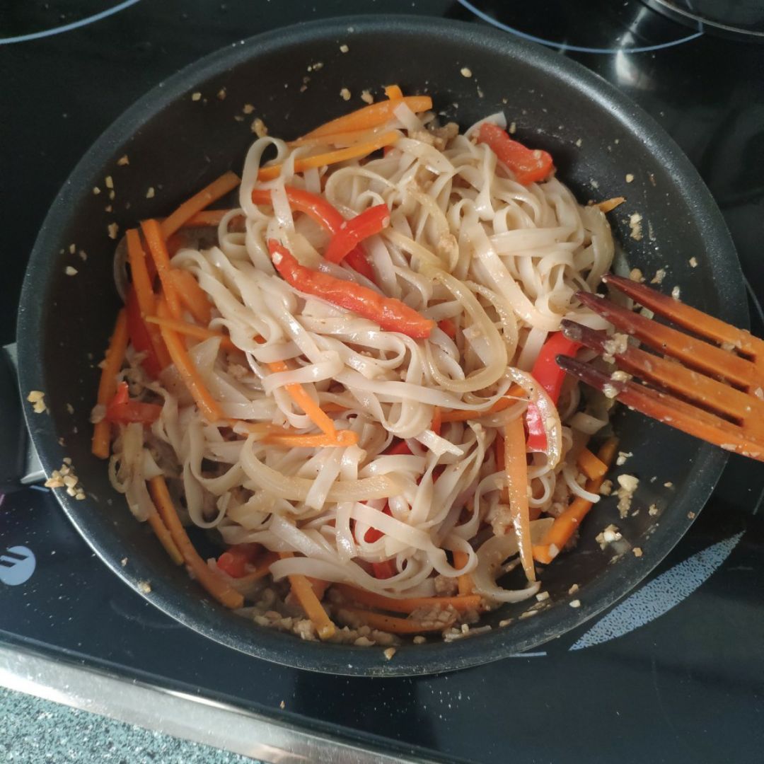 Noodles/fideos asiáticos veganos Paso 4 Noodles/fideos asiáticos veganos Paso 4