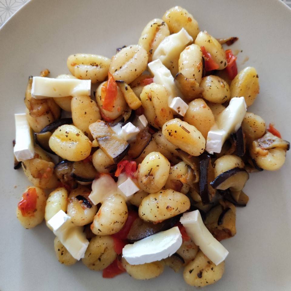 Ñoquis con berenjena tomates cherry Ñoquis con berenjena tomates cherry
