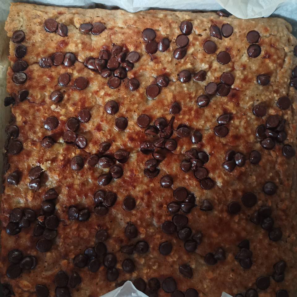 Bizcocho de plátano y avena proteico