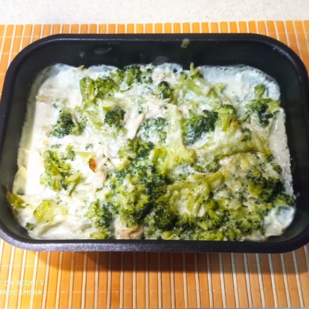 Brócoli gratinado (Lekue) Brócoli gratinado (Lekue)