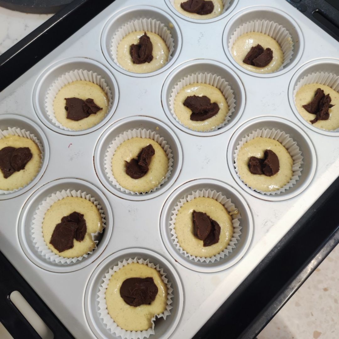 Muffins de naranja y nata rellenos de crema de cacao RF 🍊🍫 Paso 2 Muffins de naranja y nata rellenos de crema de cacao RF 🍊🍫 Paso 2