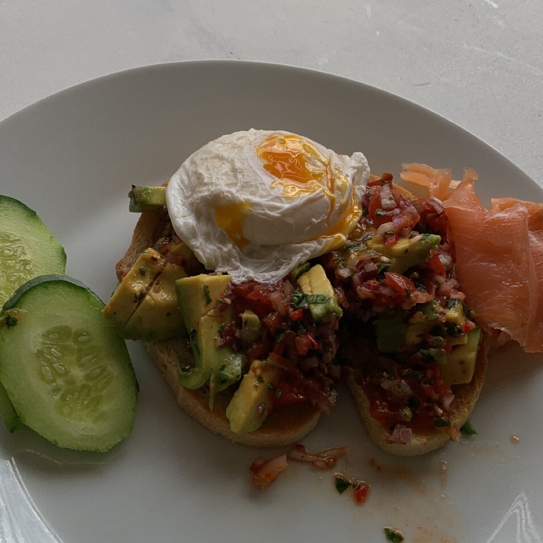 Avacado salsa toast with smoke salmon Avacado salsa toast with smoke salmon