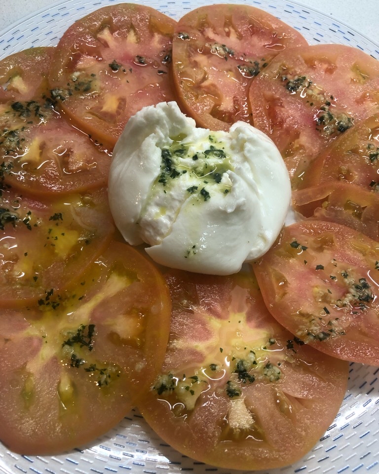 Tomate con burrata Tomate con burrata