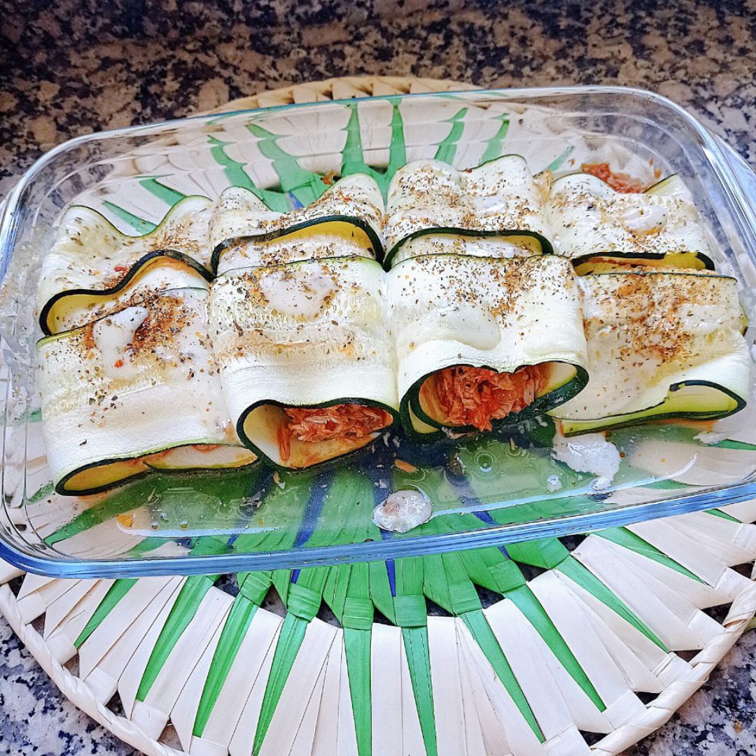 Canelones de calabacín 🥒 rellenos de atún 🍅 y 🧀 Canelones de calabacín 🥒 rellenos de atún 🍅 y 🧀