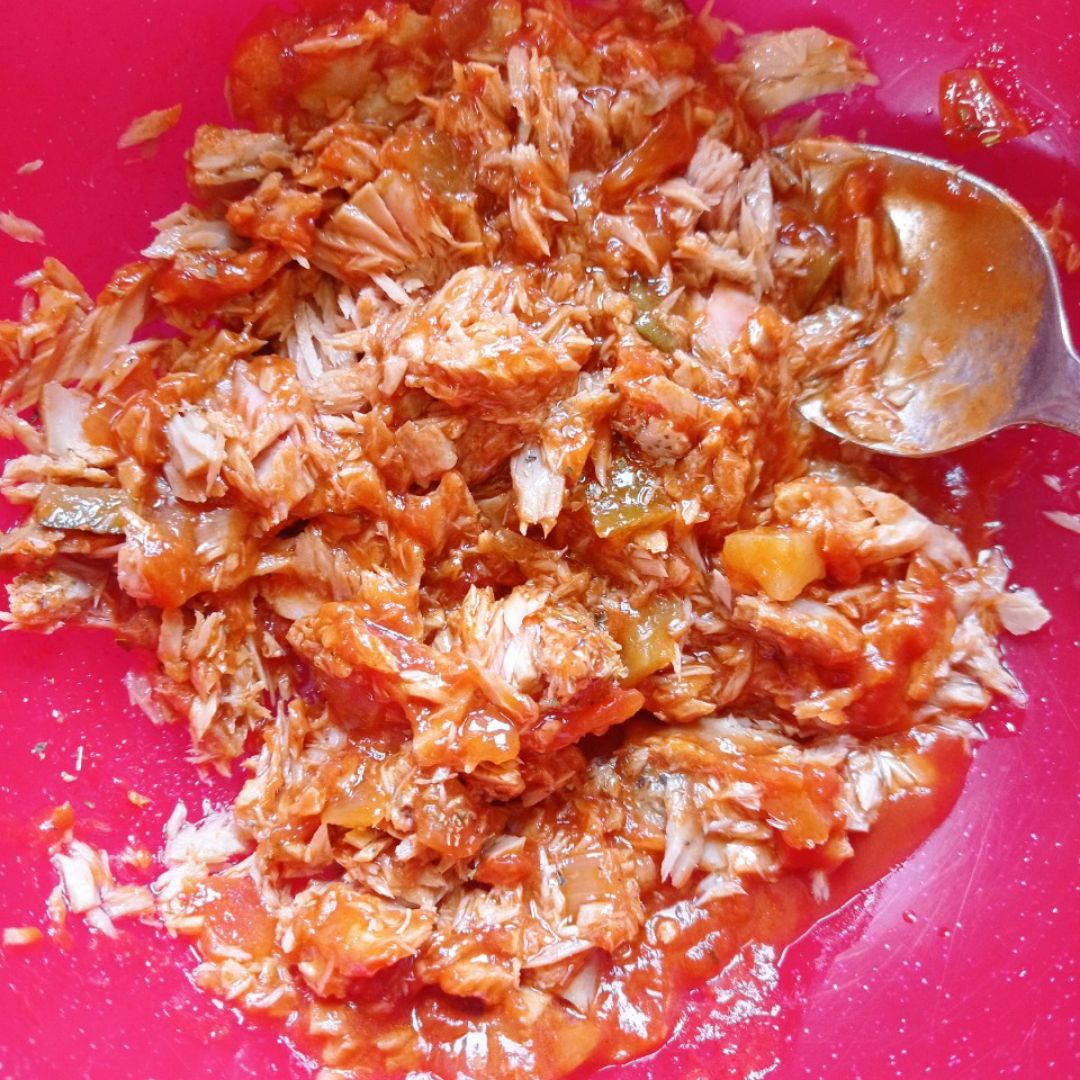 Canelones de calabacín 🥒 rellenos de atún 🍅 y 🧀 Paso 1 Canelones de calabacín 🥒 rellenos de atún 🍅 y 🧀 Paso 1