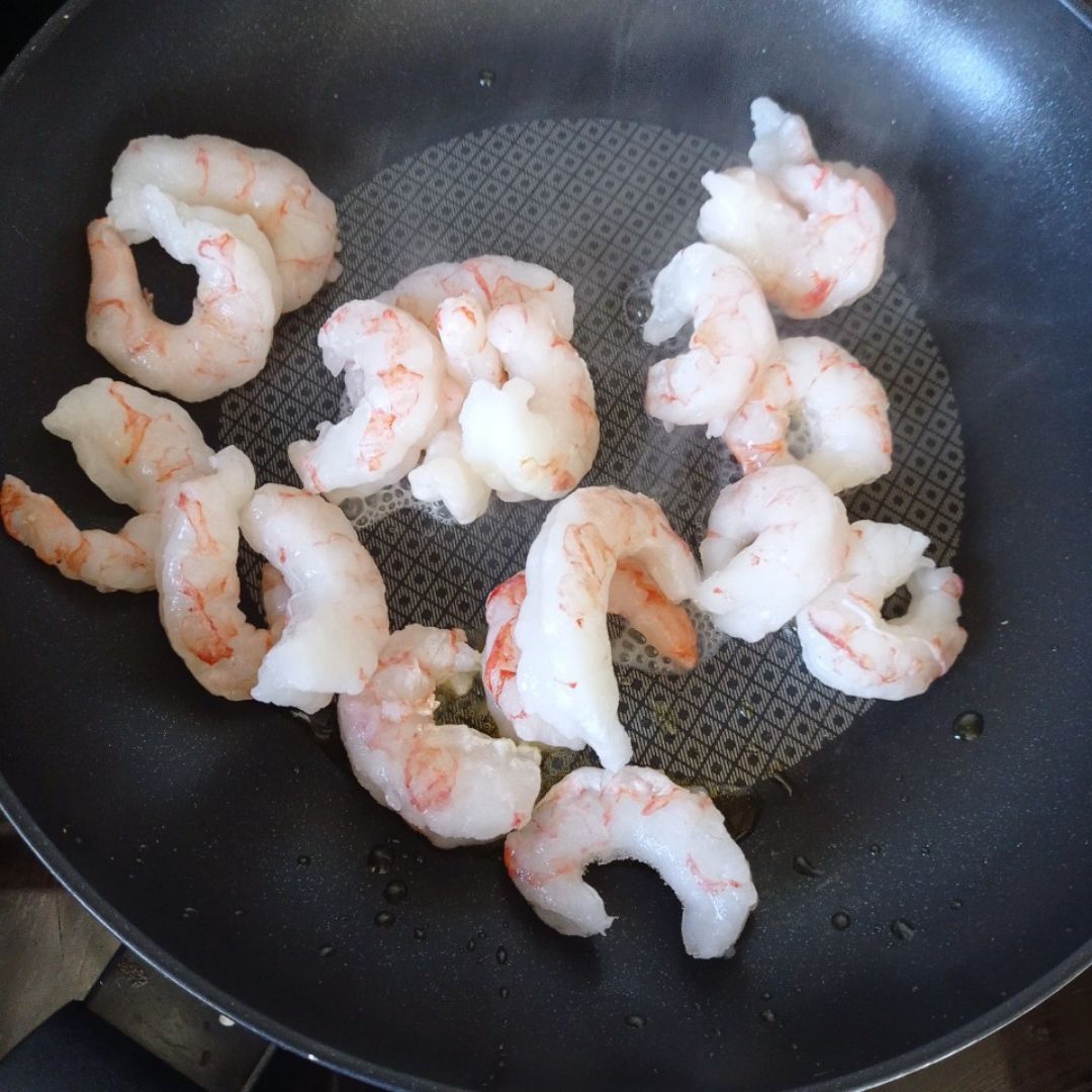 Sartenada de calabacetis 🥒, setas y langostinos 🦐 picantes 🌶️🌶️🌶️ Paso 0