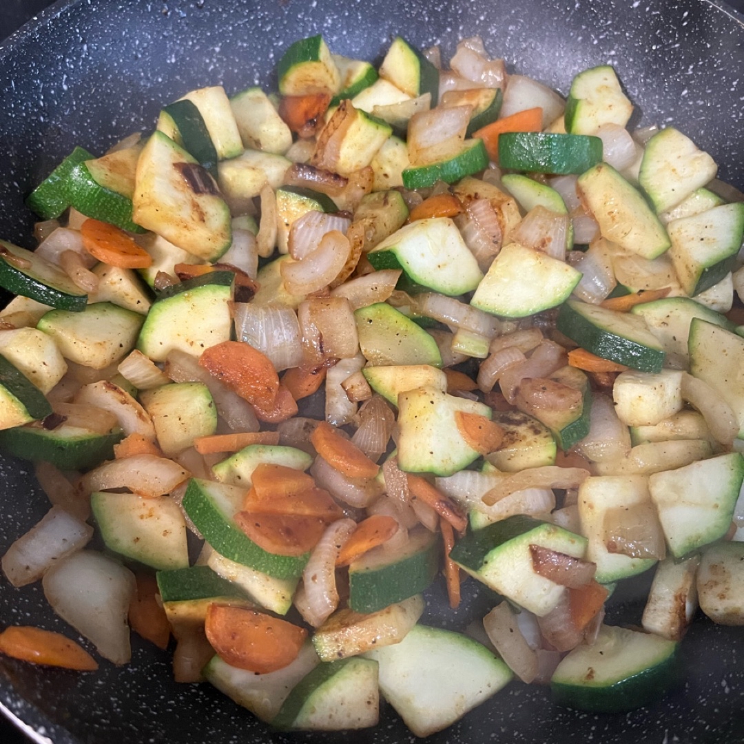 Quinoa con pollo y verduras Paso 0 Quinoa con pollo y verduras Paso 0
