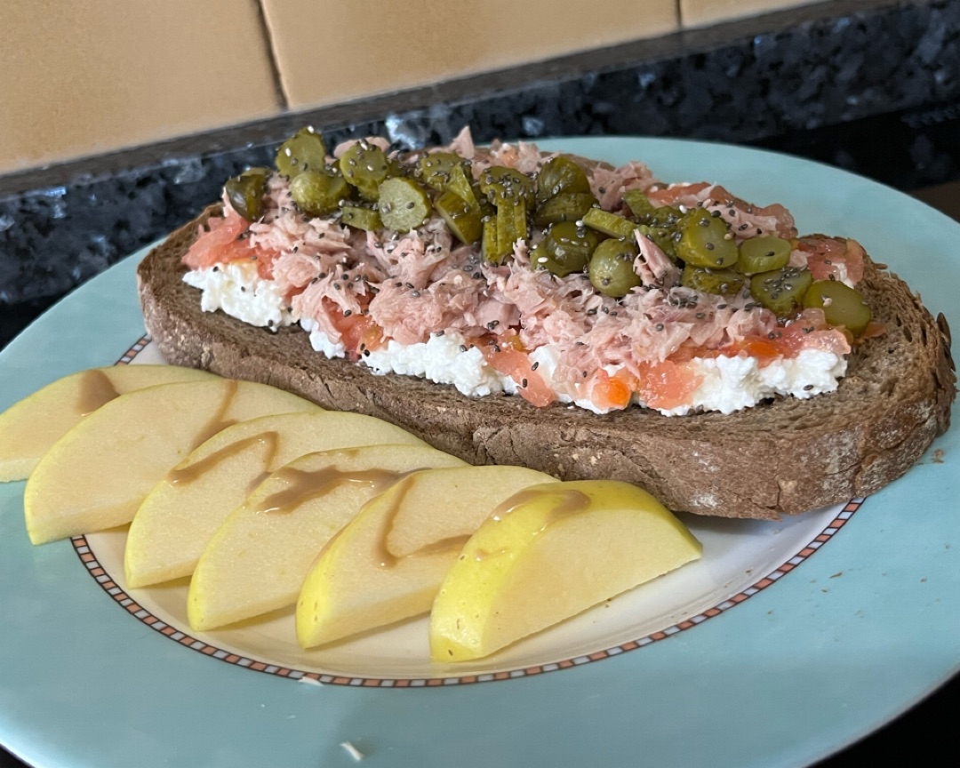 Tostada de Atún Tostada de Atún