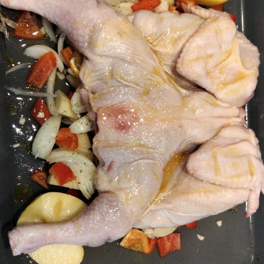 Pollo asado con manzana y naranja Paso 1 Pollo asado con manzana y naranja Paso 1
