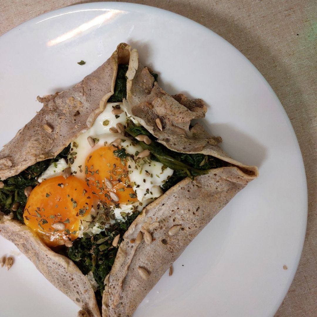 Galette con espinacas, huevo y queso🥬🍳 Galette con espinacas, huevo y queso🥬🍳