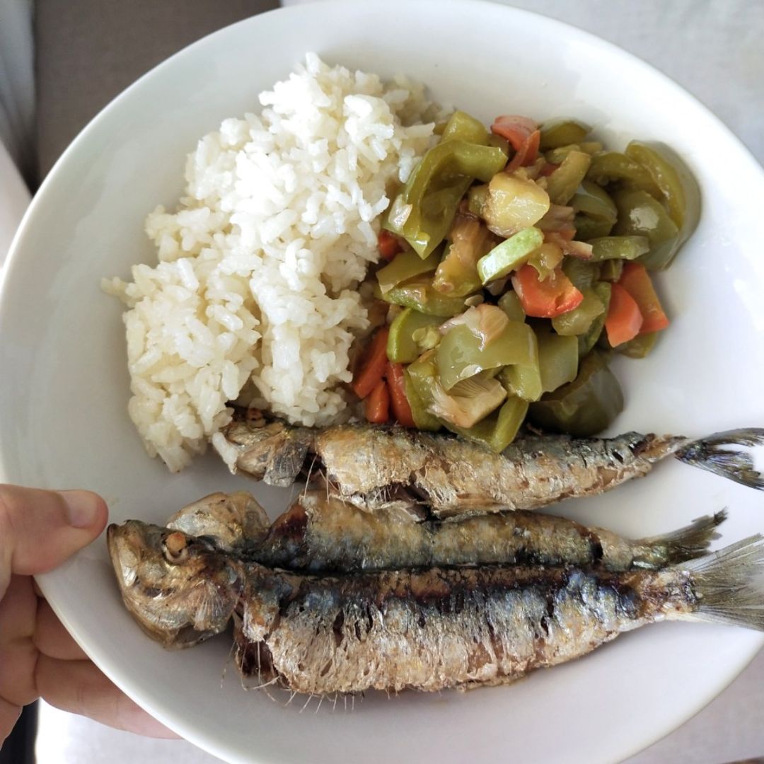 Plato Harvard: veggies, arroz y sardinas onubenses 🎣 Plato Harvard: veggies, arroz y sardinas onubenses 🎣