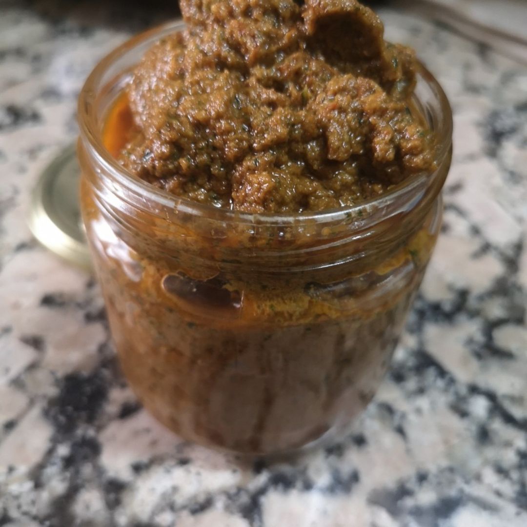 Pesto rosso vegano Pesto rosso vegano