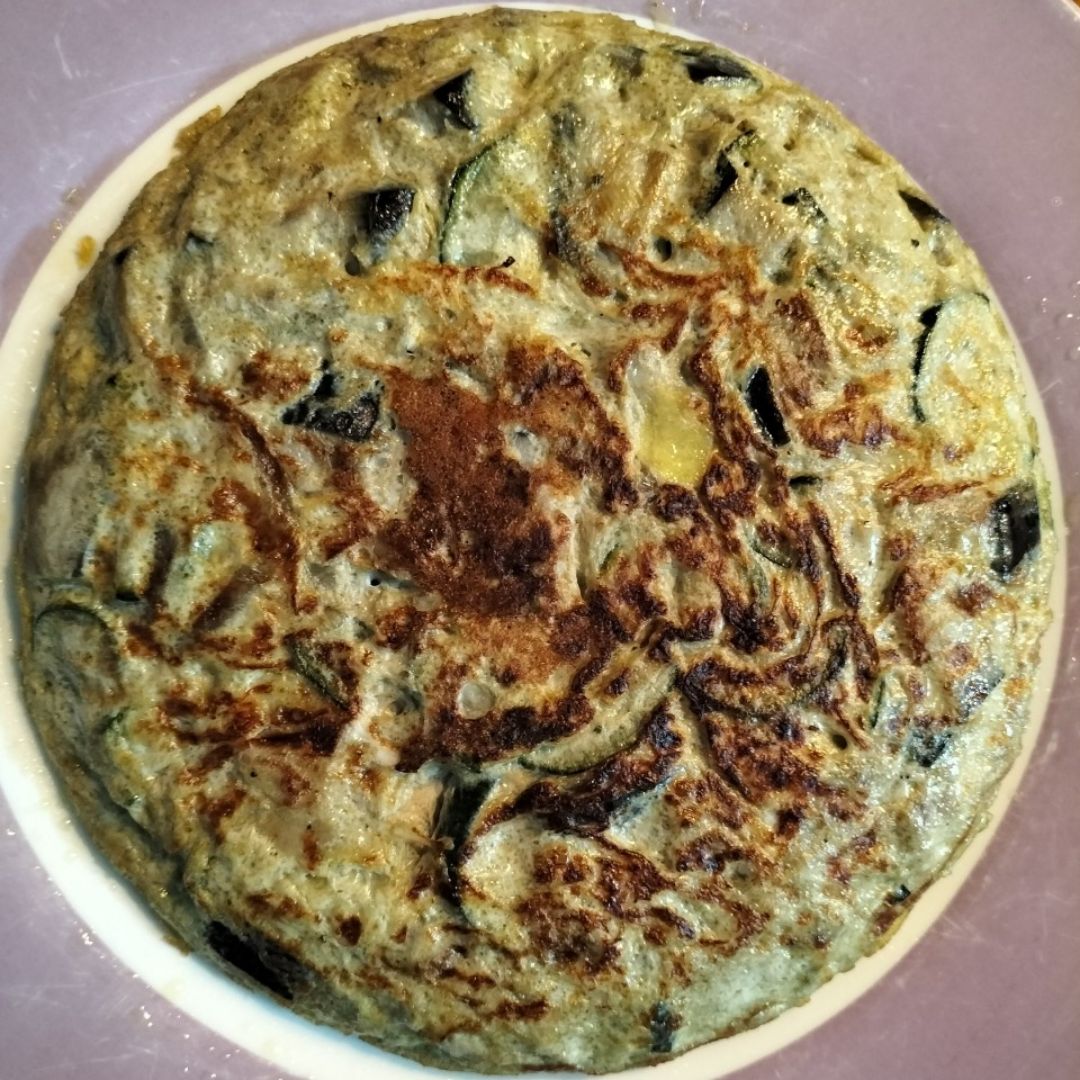 Tortilla de calabacín, berenjena, puerro y cebolla Paso 9 Tortilla de calabacín, berenjena, puerro y cebolla Paso 9