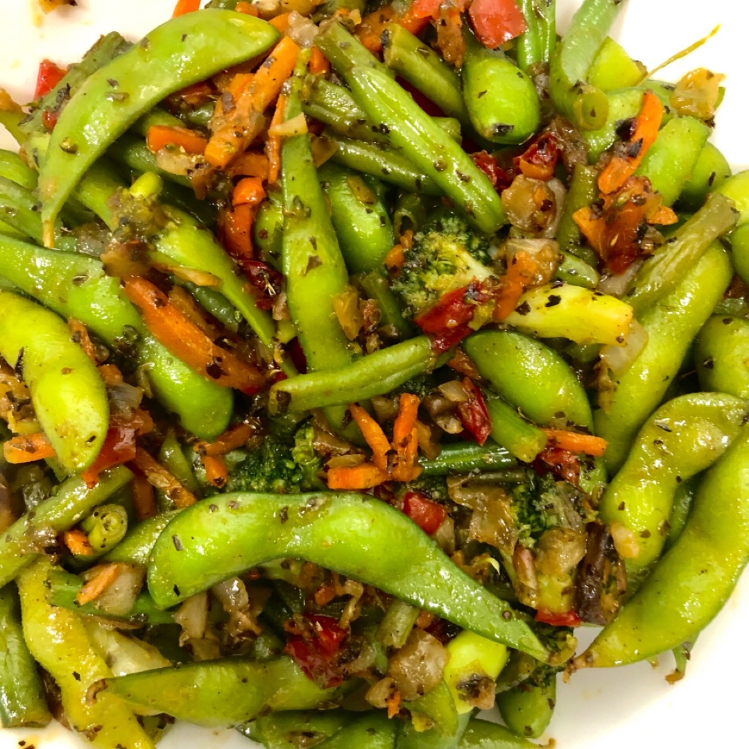 Salteado de verduras con Edamame 🥘🌱🫘🧅🫑🤤