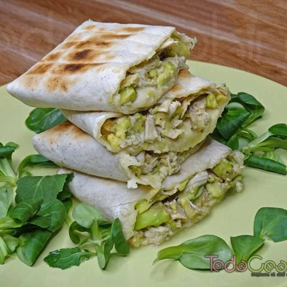 Wrap de pollo y aguacate