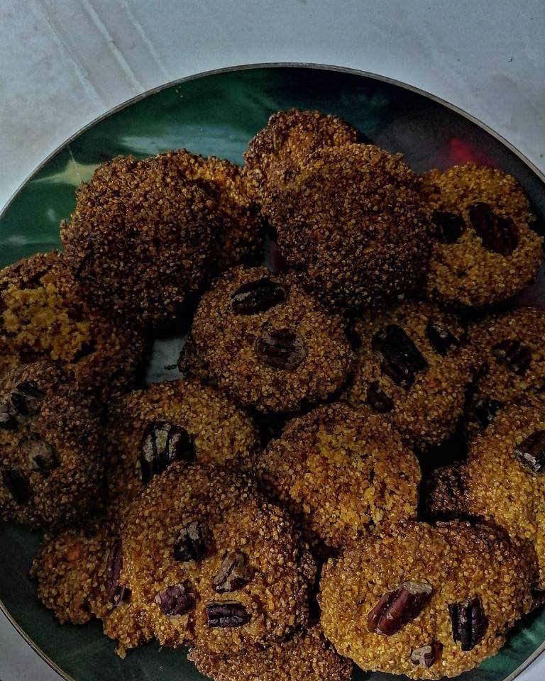 Galletas de amaranto con nuez Galletas de amaranto con nuez