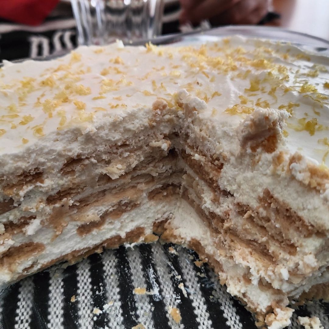 Tarta de limón con galletas Tarta de limón con galletas