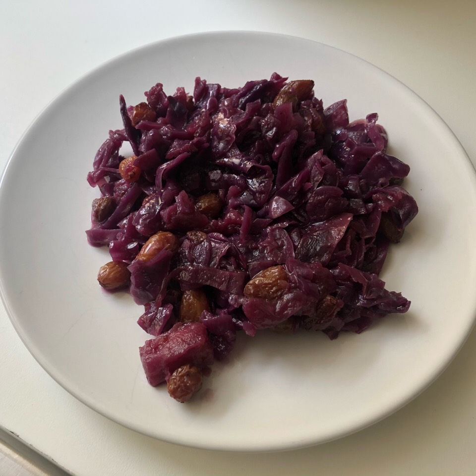 Lombarda con manzana y pasas Lombarda con manzana y pasas