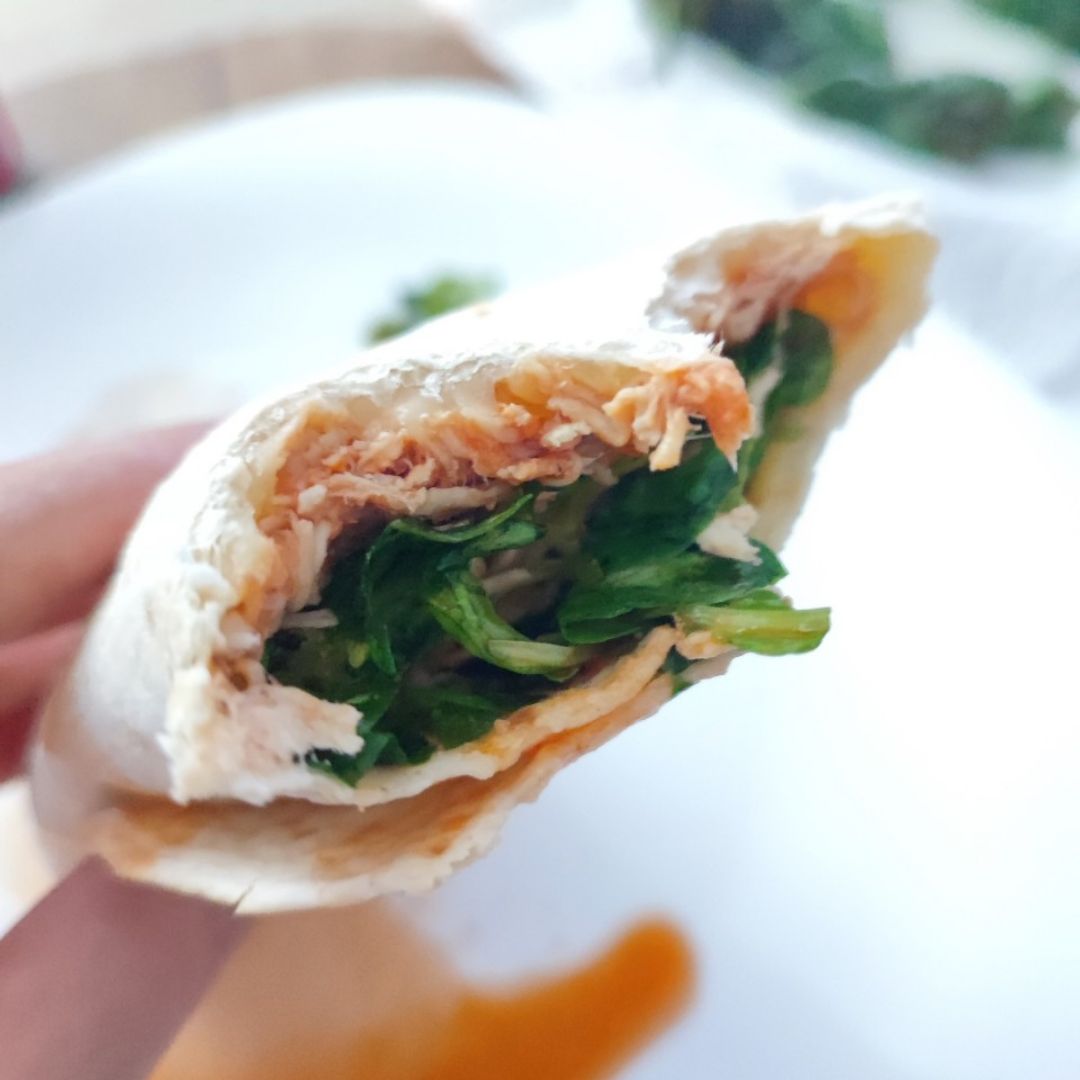 Wrap de pollo desmenuzado Paso 4 Wrap de pollo desmenuzado Paso 4