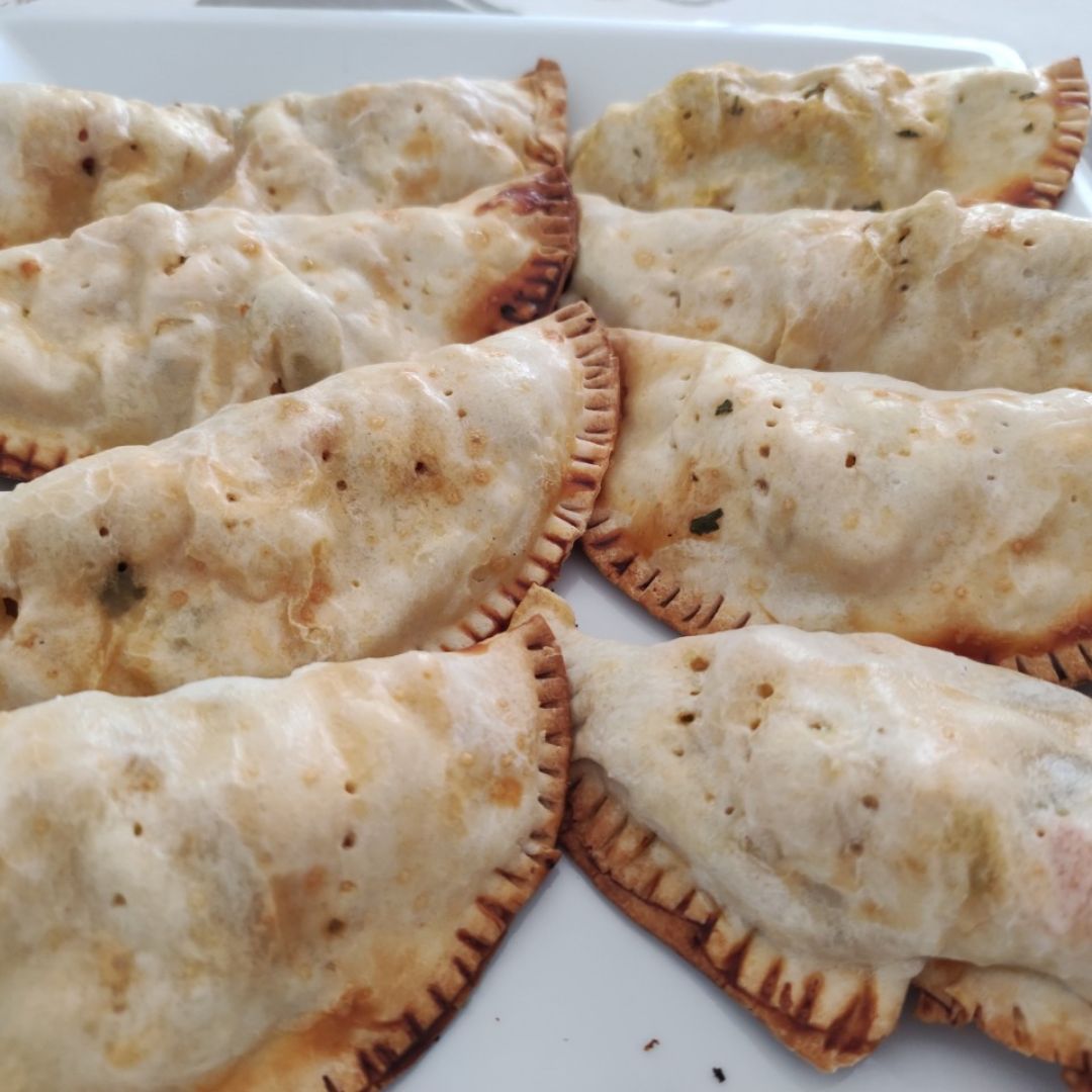 Empanadillas de pollo y verduras Empanadillas de pollo y verduras