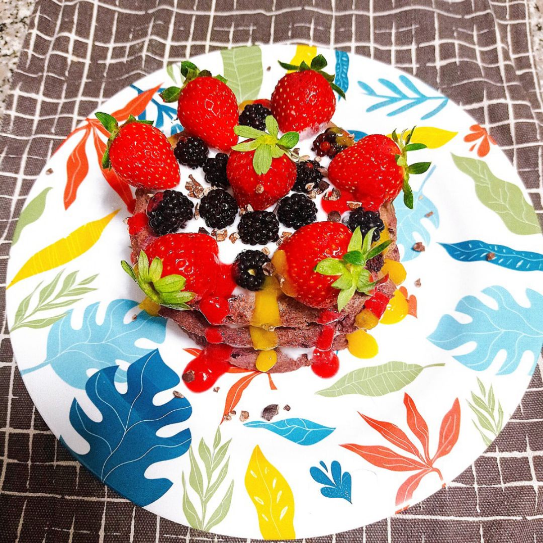 Tortitas 🥞 de mango 🥭 y moras 💜 veganas 💚 Paso 4 Tortitas 🥞 de mango 🥭 y moras 💜 veganas 💚 Paso 4