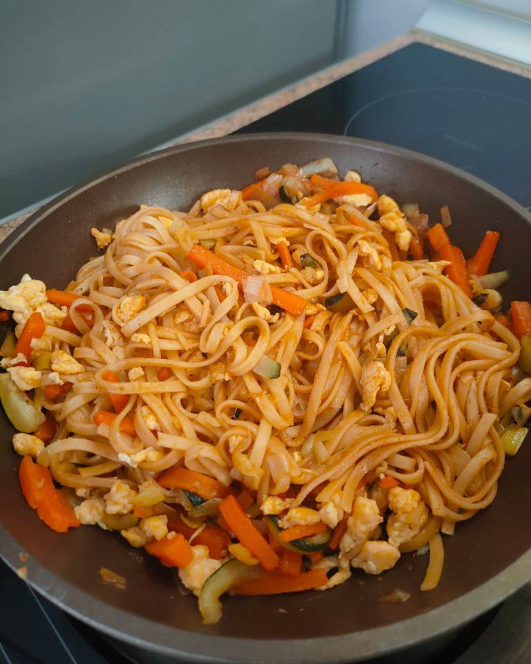 Tallarines con verduras y soja