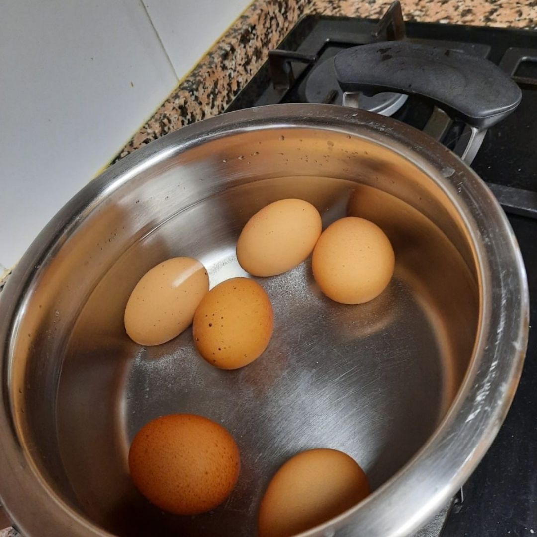 Huevos rellenos Paso 0 Huevos rellenos Paso 0