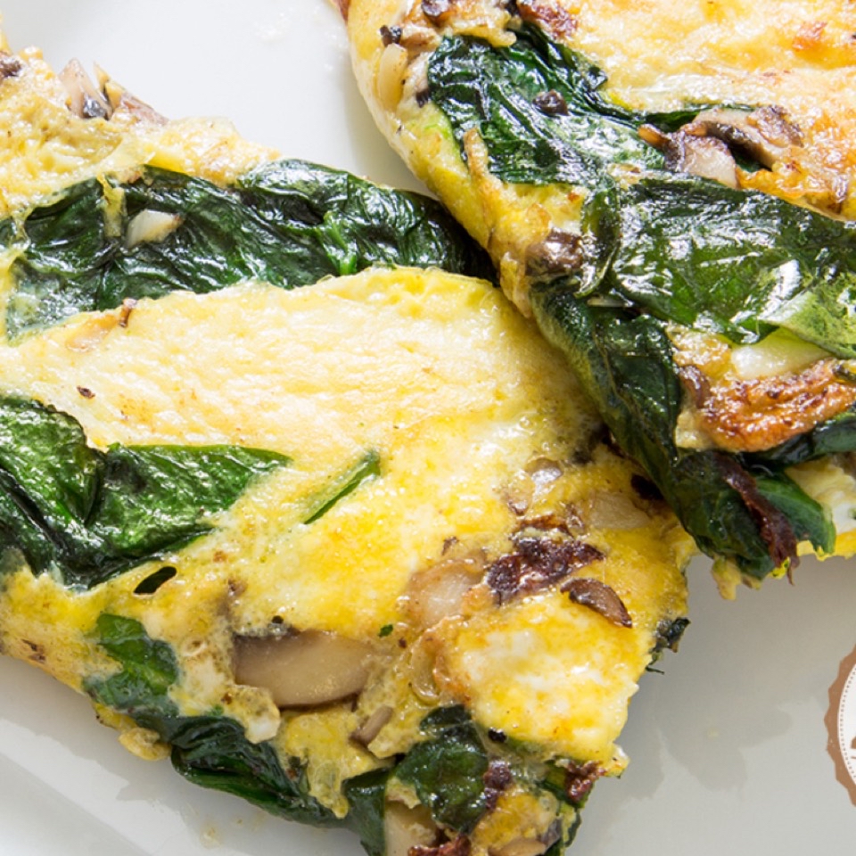 Huevos con espinacas y champiñones Huevos con espinacas y champiñones
