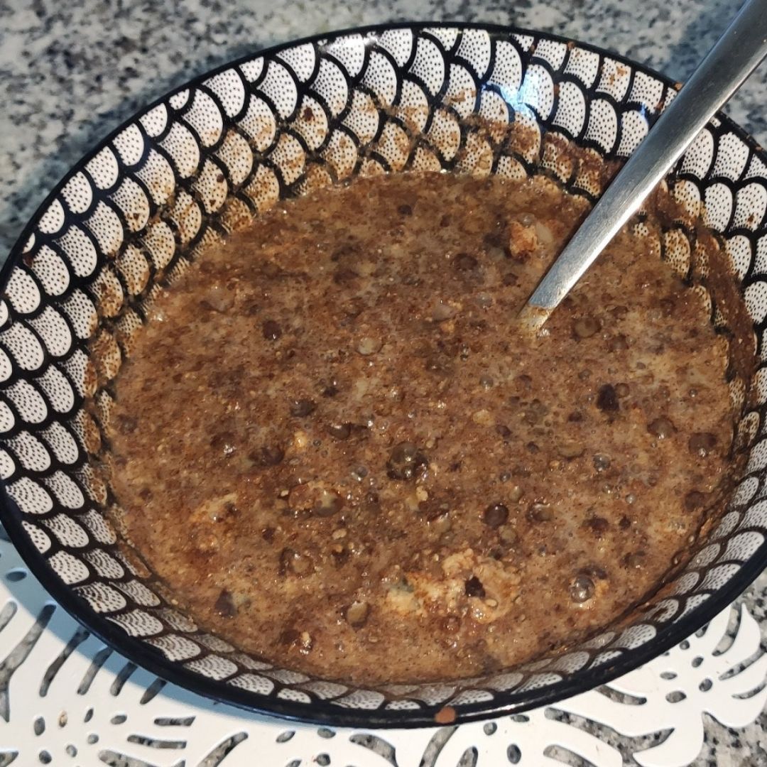 Porrigde de avena integral y algarroba con fruta Paso 6