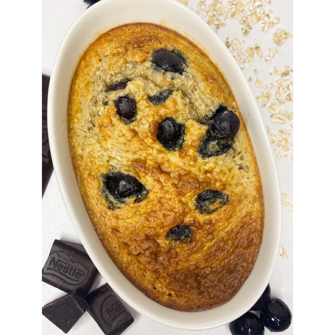 Avena horneada / baked oats de arándanos 🫐, plátano 🍌 y chocolate 🍫
