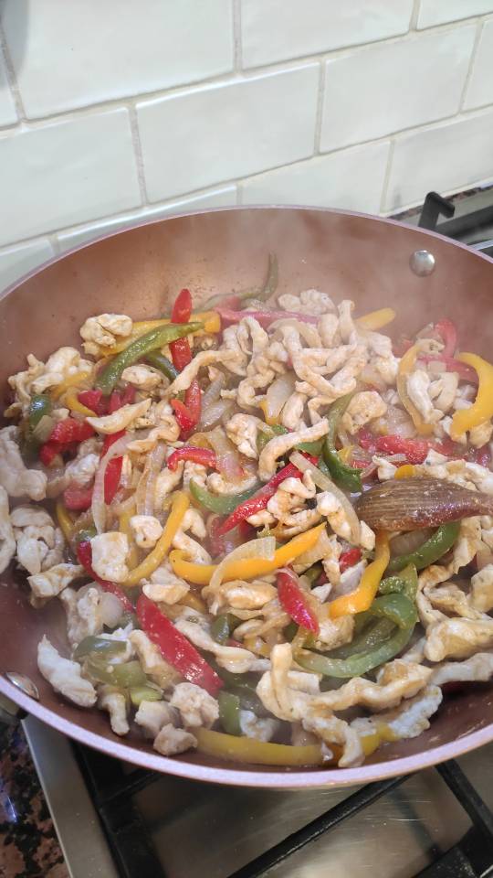 Fajitas de pollo y verduras Fajitas de pollo y verduras