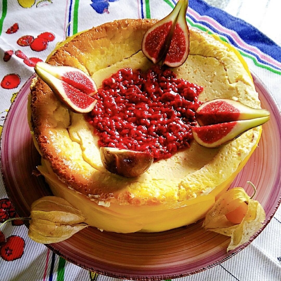 Cheesecake con mango y maracuyá rojo 💛♥️