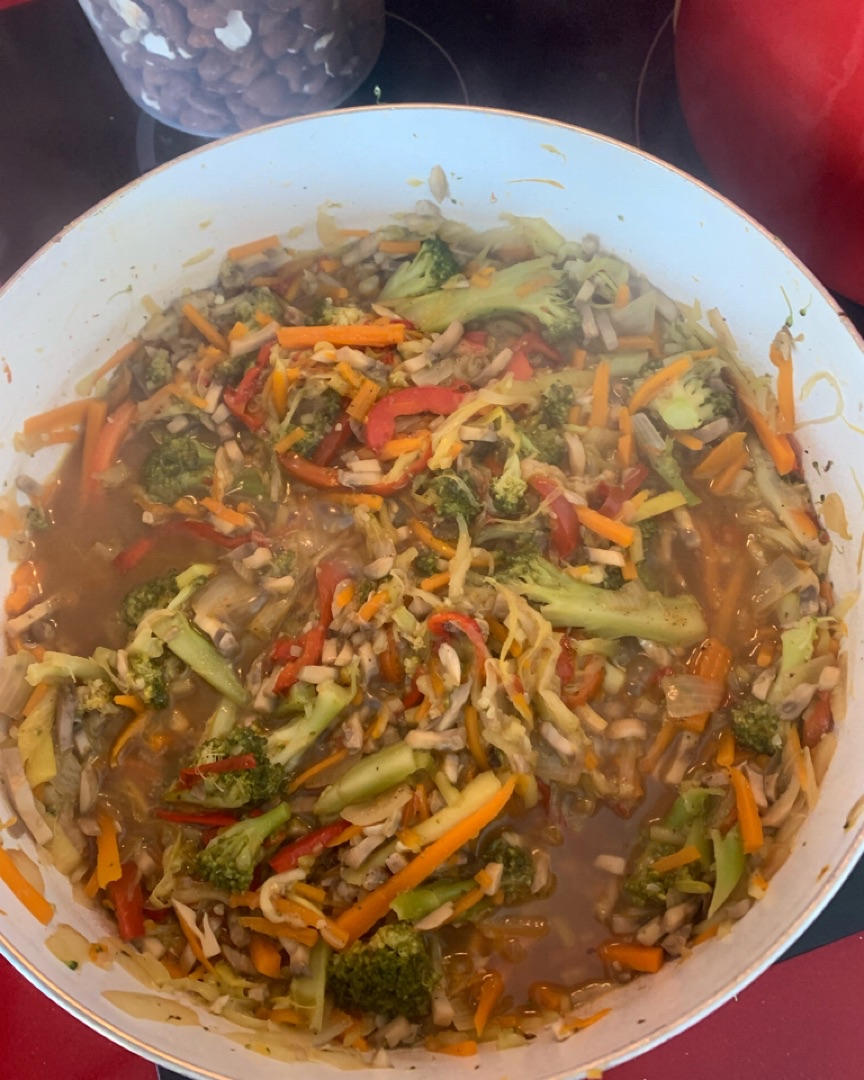 wok de verduras con salsa de soja🍲🍜 Paso 2 wok de verduras con salsa de soja🍲🍜 Paso 2