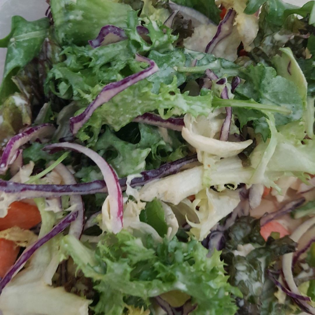 Ensalada de pollo con mahonesa de curry Ensalada de pollo con mahonesa de curry