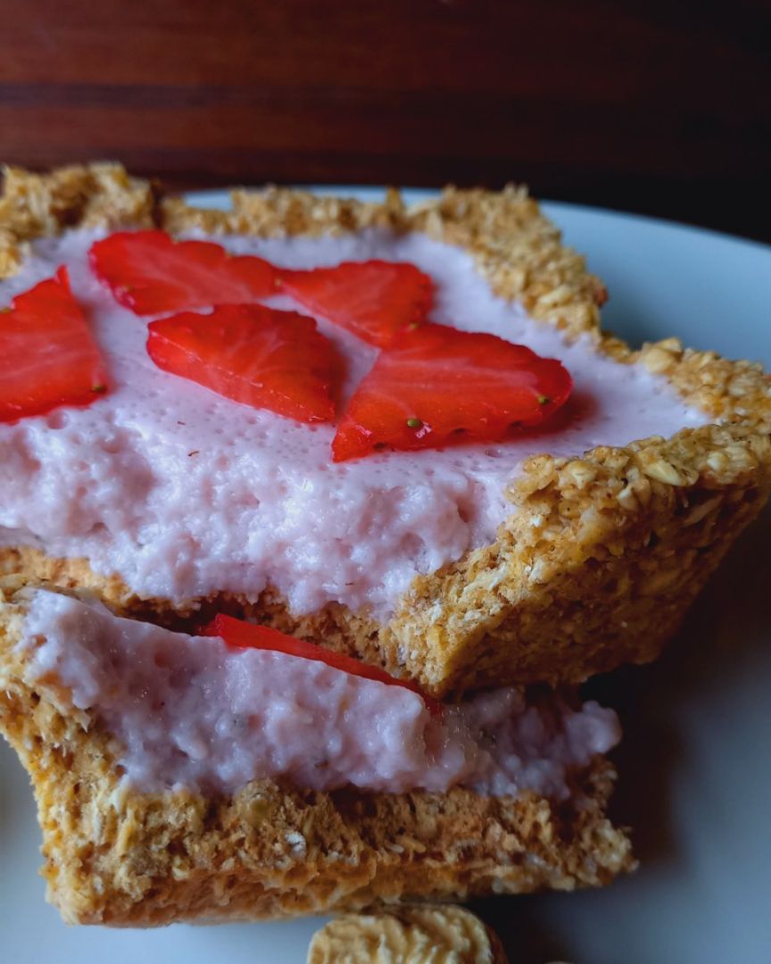 Tartaleta de avena y coco con mousse de fresa 🍓. Paso 5 Tartaleta de avena y coco con mousse de fresa 🍓. Paso 5
