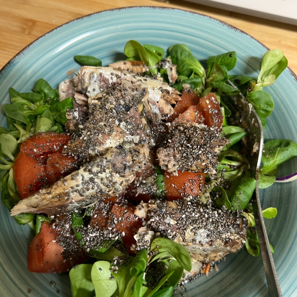 Ensalada con sardinas y cuscus Ensalada con sardinas y cuscus