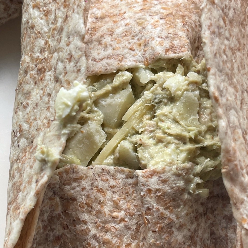 WRAP ATÚN Y AGUACATE