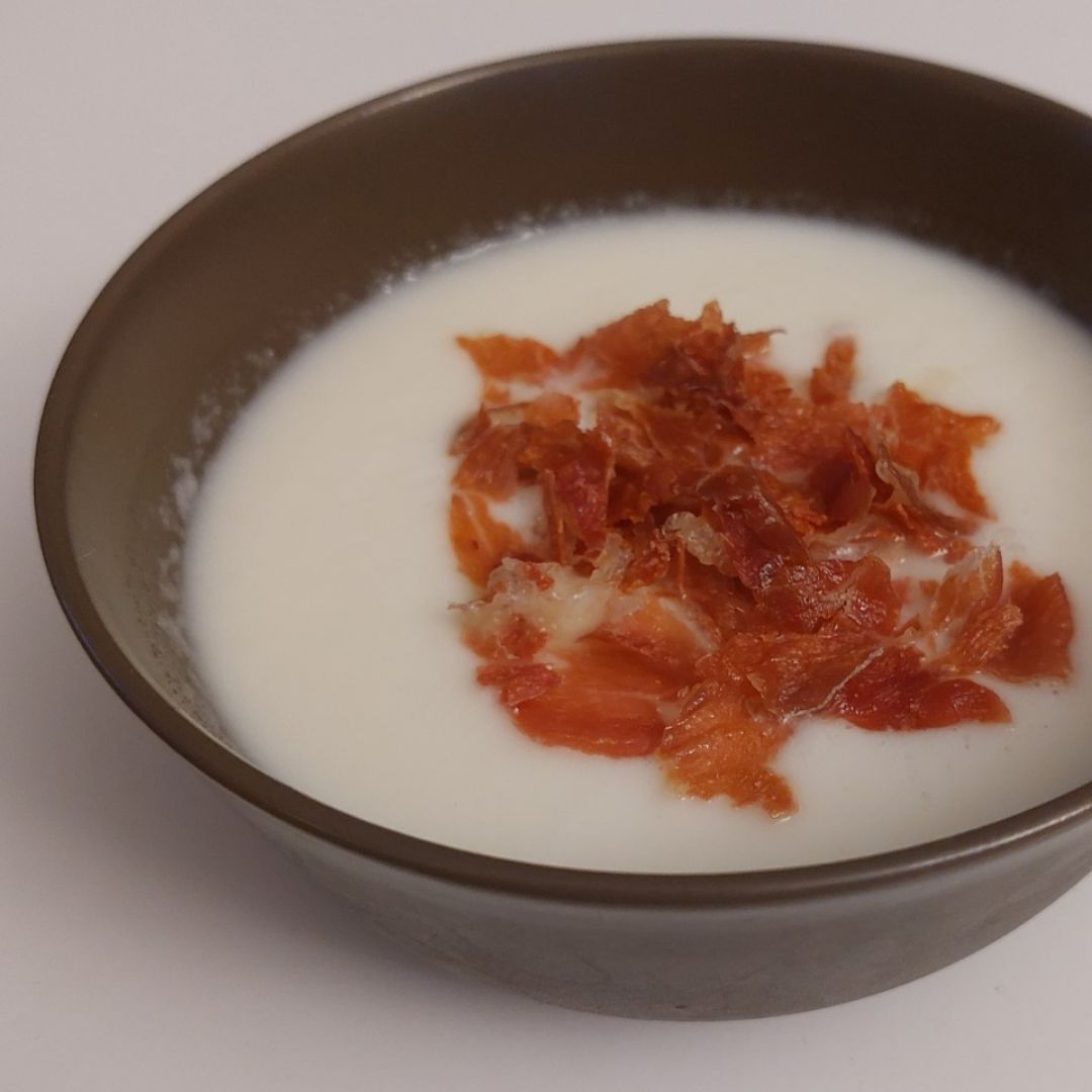 Crema de melón, yogur y jamón crujiente 🍈🥓 Crema de melón, yogur y jamón crujiente 🍈🥓