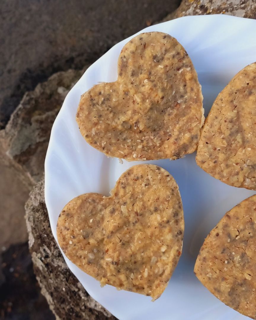 Pastelitos de Ricotta, semillas de chía, avena y canela 🤎🧁. 