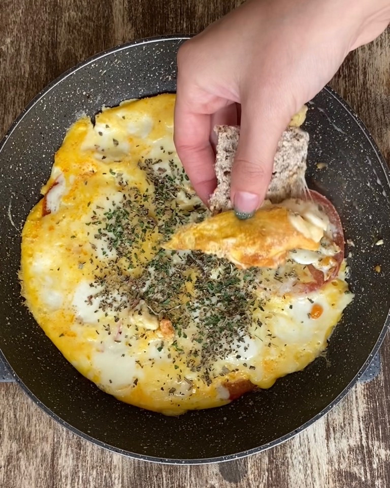Tortilla con tomate 🍅 