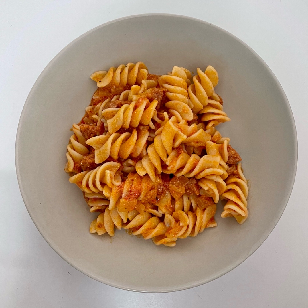 Pasta con tomate y chorizo rondeño Pasta con tomate y chorizo rondeño