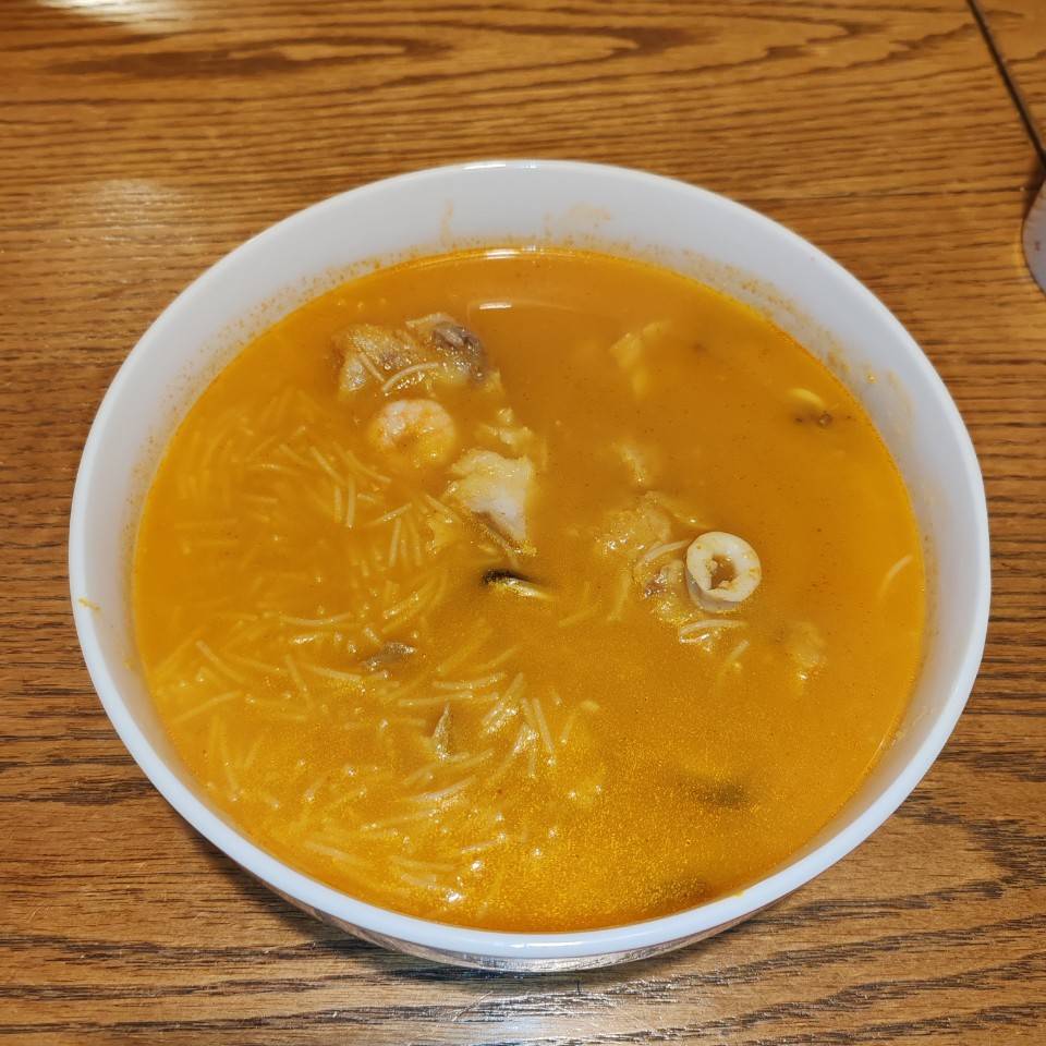 Sopa de merluza